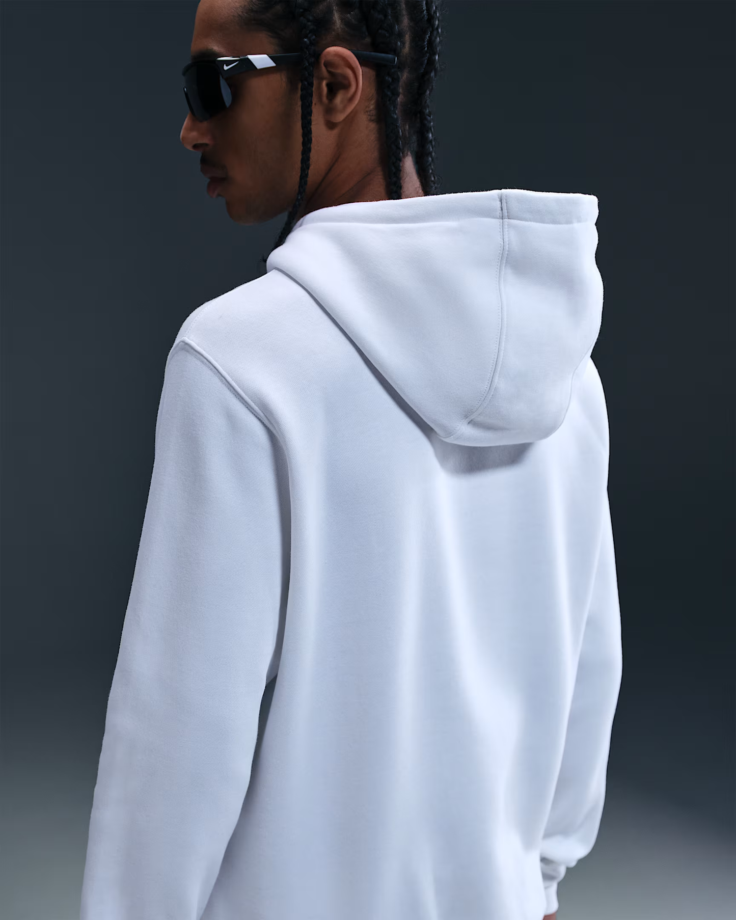 Nike Club Hoodie Fleece - FN3859-100