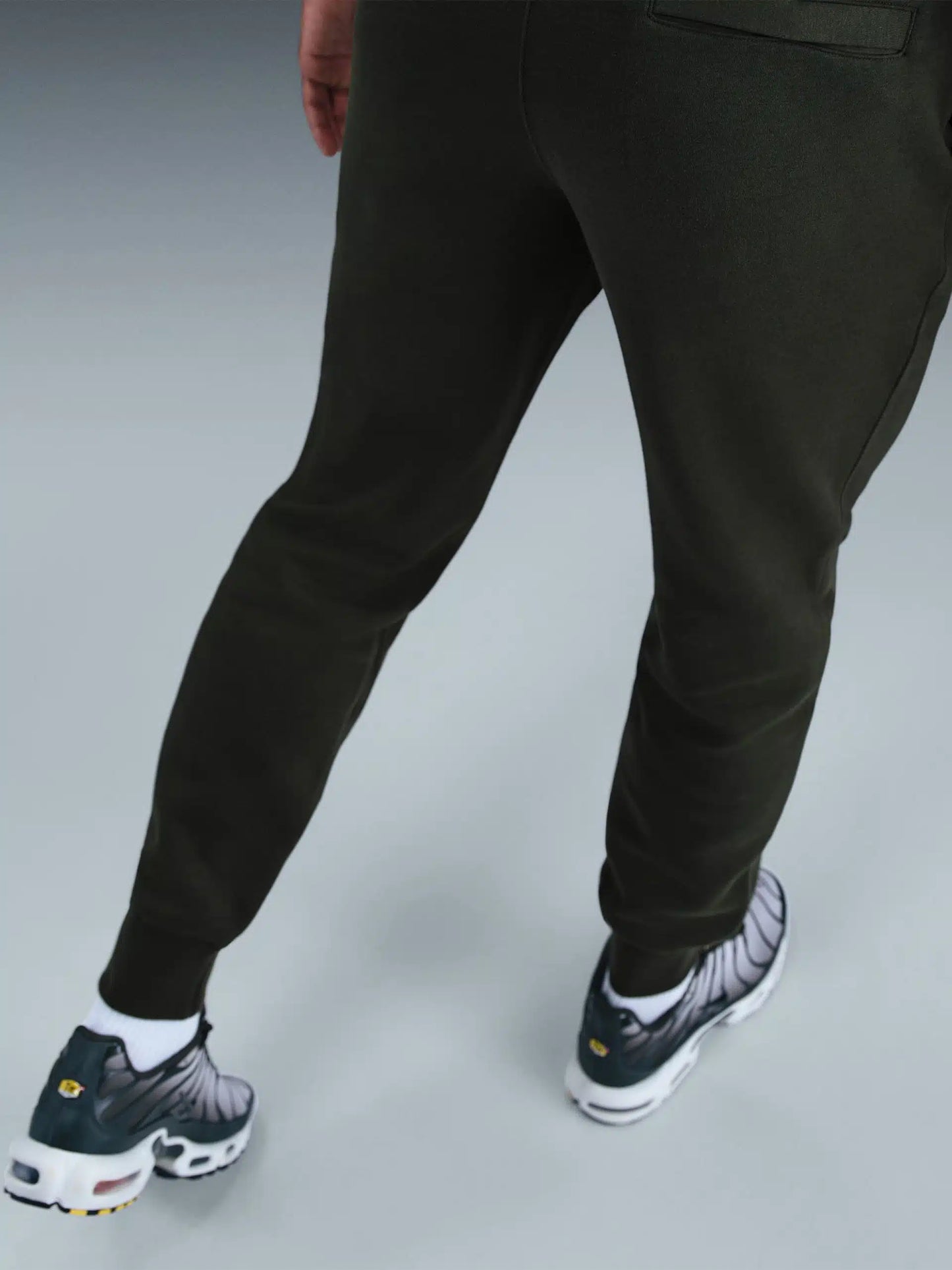 Nike Club Men's Joggers - FN3787-355