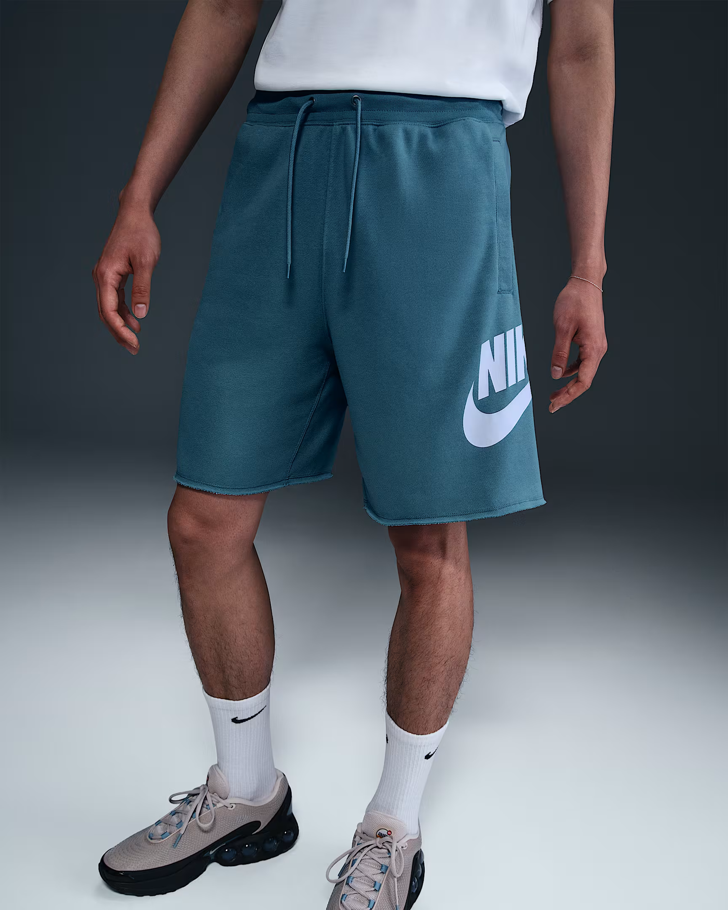 Nike Club Shorts Alumni in French Terry - FQ4950-464