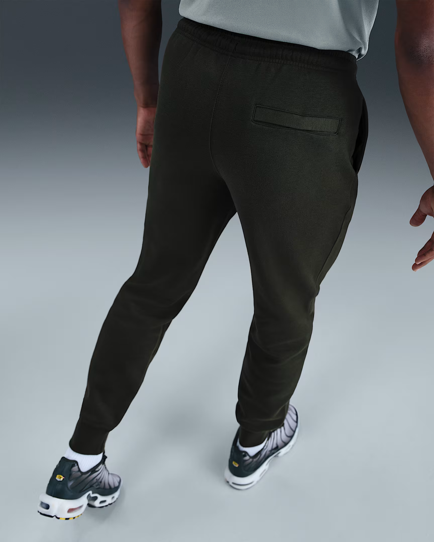 Nike Club Jogger - FN3787-010