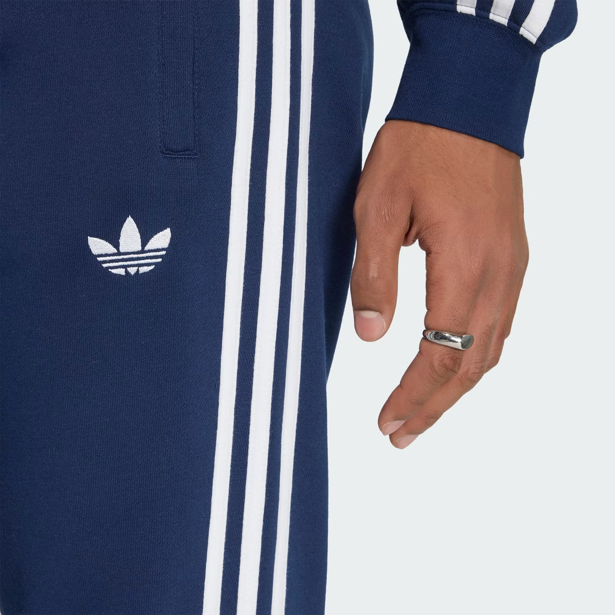 Adidas 3 Stripes Tracksuit - KE1686KE1688