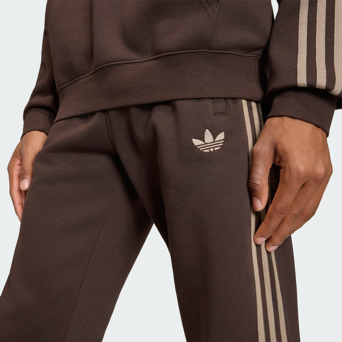 Adidas 3 Stripes Tracksuit - KE1685KE1687