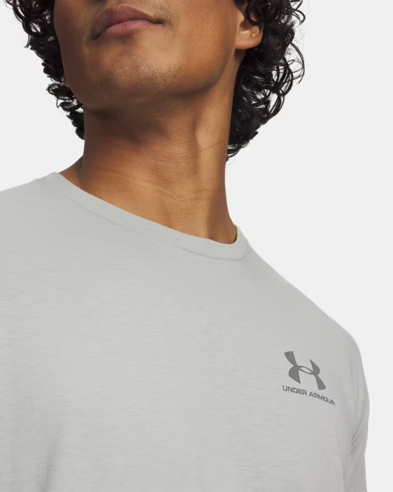 Under Armour Left Chest Logo T-shirt - 1326799-069