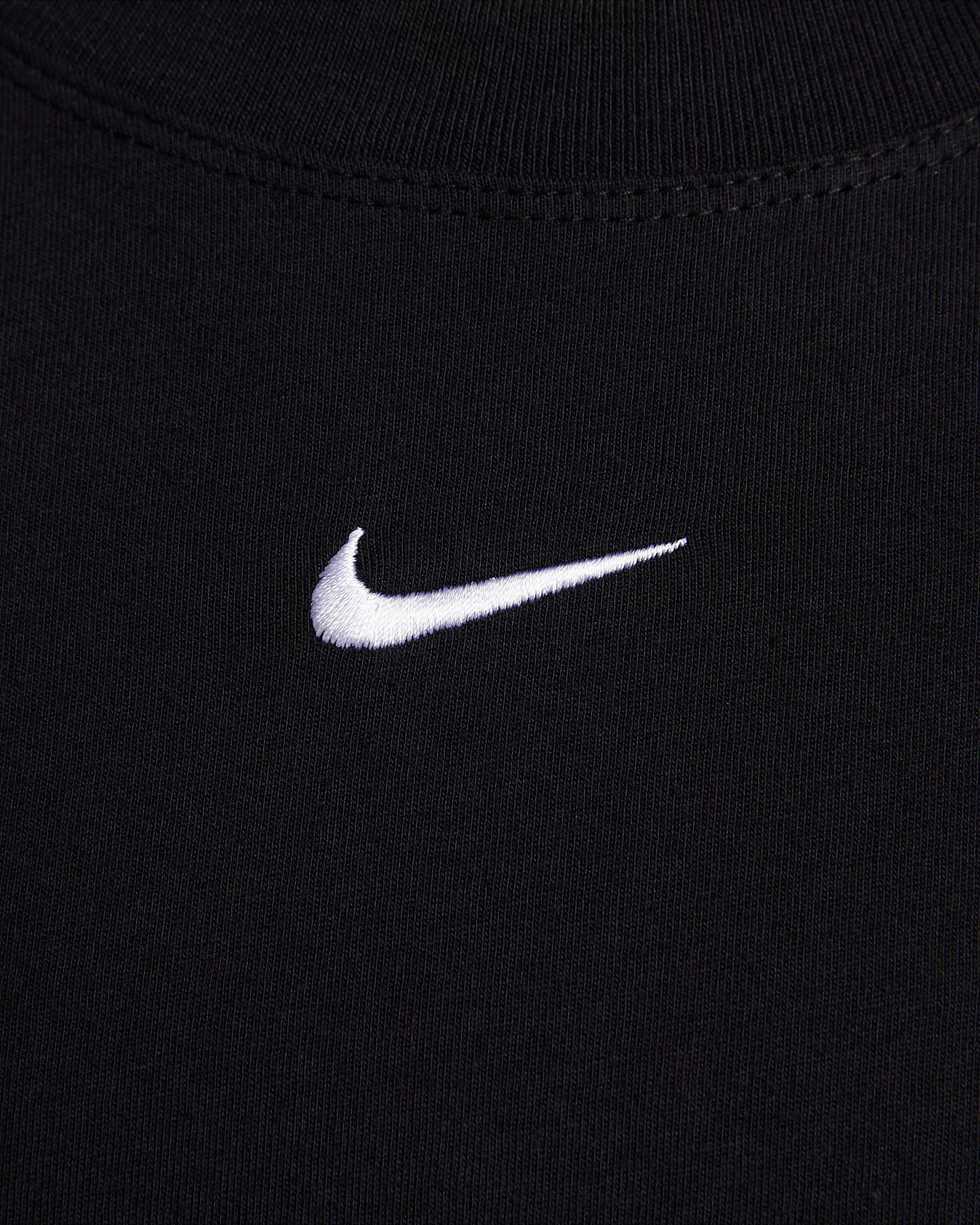 Nike Sportswear Essential T-shirt - FD4149-010