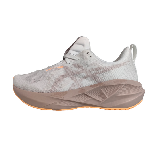 Asics Novablast 5 Wmns - 1012B765-102