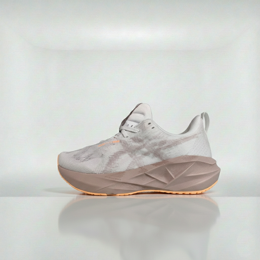 Asics Novablast 5 Wmns - 1012B765-102