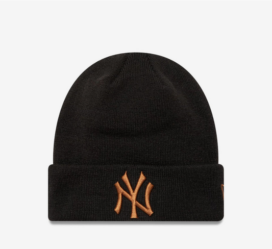 New Era NY Yankees League Essential Beanie - 60580722