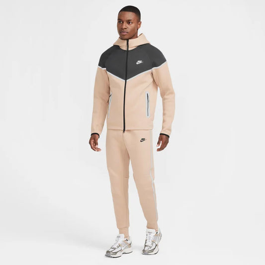 Nike Tech Windrunner Tracksuit - HQ3746HQ3747-200