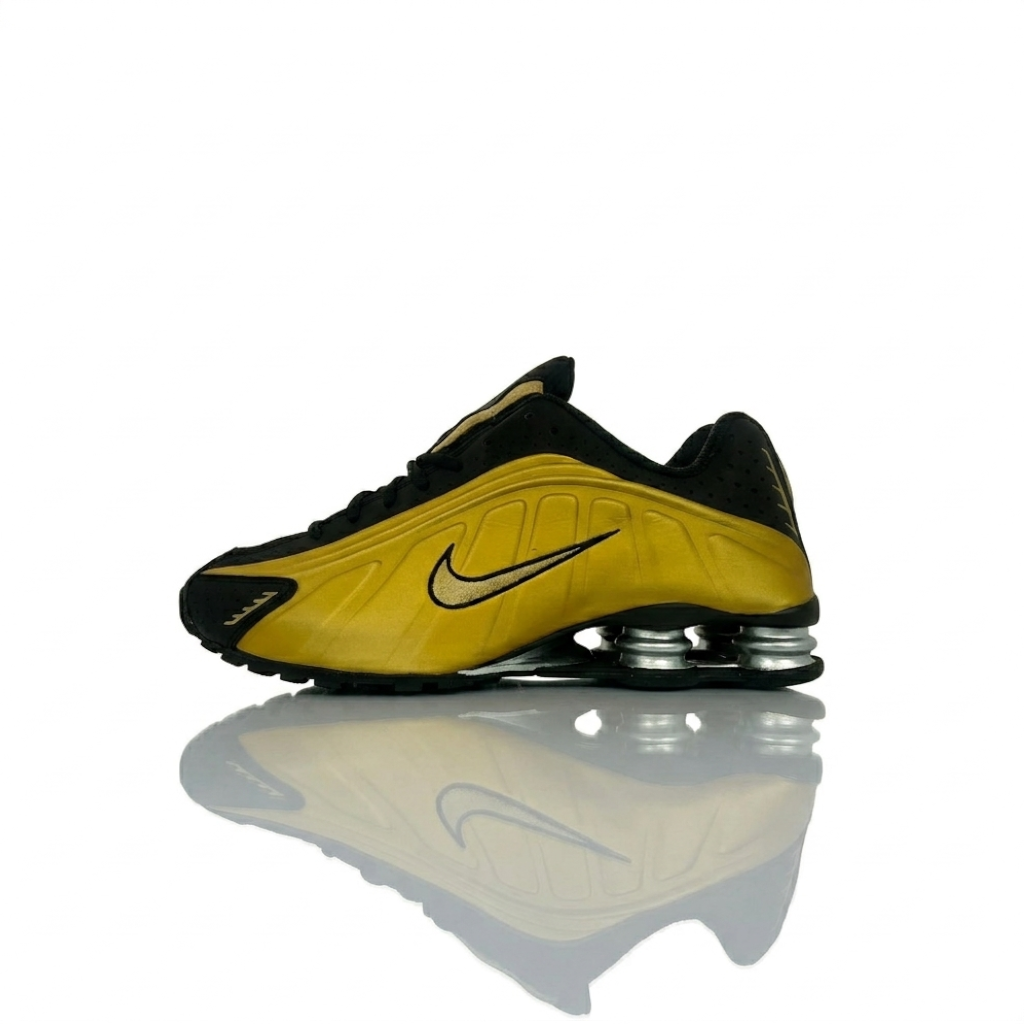 Nike Shox R4 Black and Metallic Gold - AR3565-005