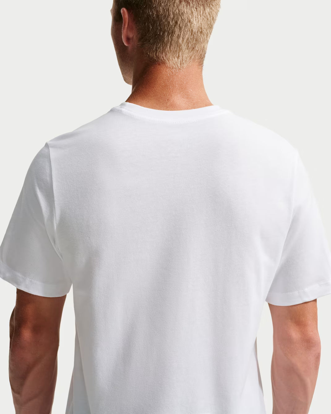 Nike Sportswear T-shirt - AR5004-101