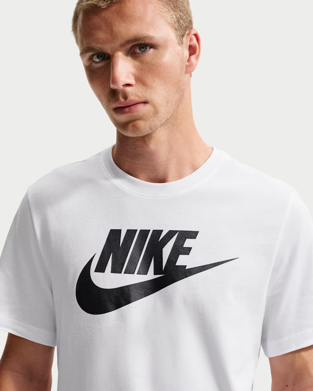 Nike Sportswear T-shirt - AR5004-101
