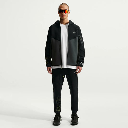 Nike Tech Fleece Windrunner Tracksuit - IQ1012IQ1013-010