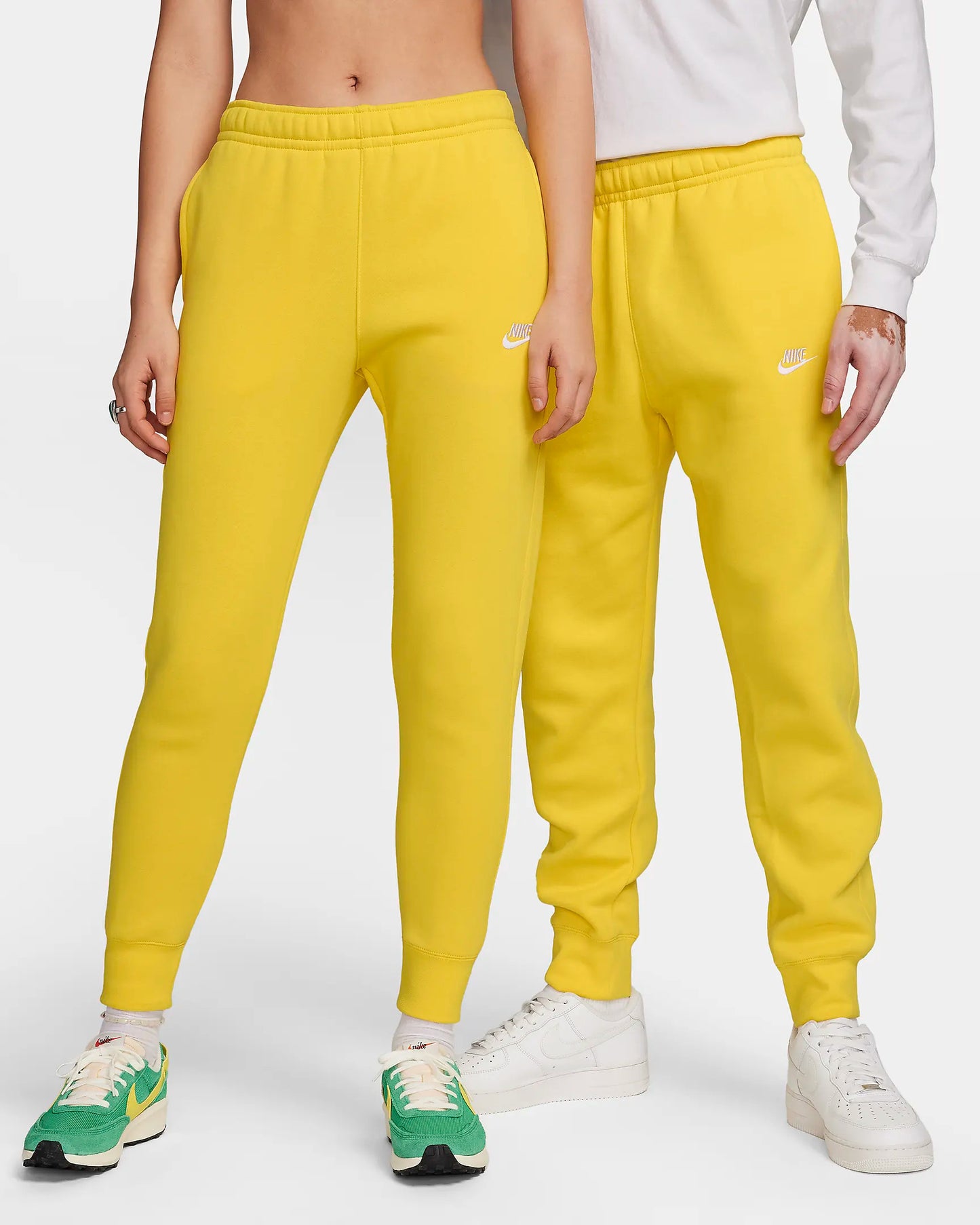 Nike Sportswear Club Pant - BV2671-718