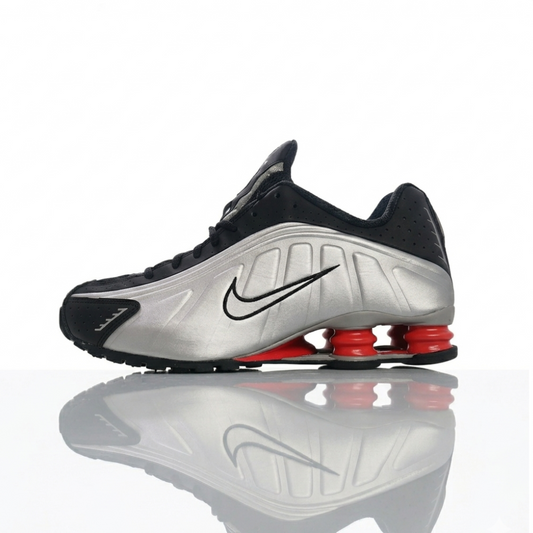 Nike Shox R4 Black and Metallic Silver - HQ1988-002