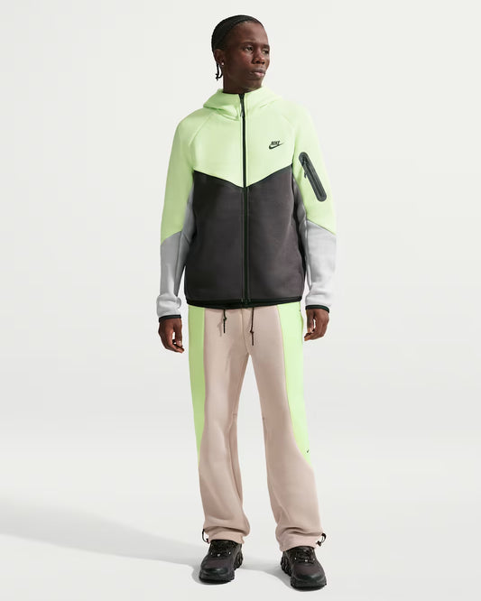 Nike Tech Fleece Windrunner Tracksuit - HV0949HV0959-361