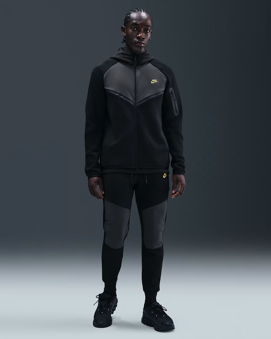 Nike Tech Tracksuit Windrunner - IH4302IH4303-011