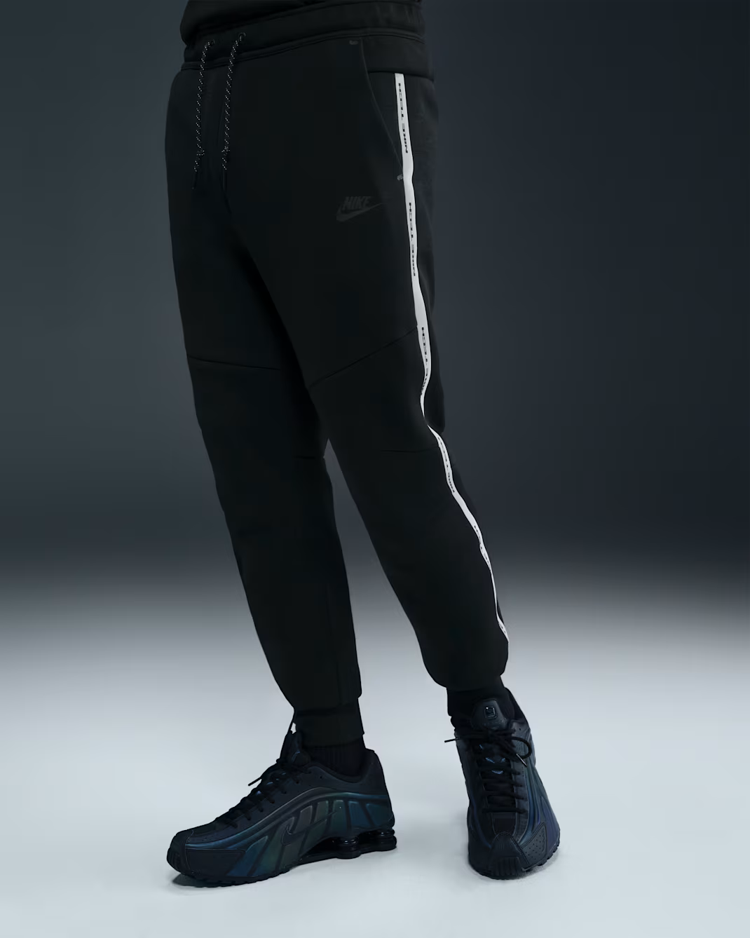 Nike Tech Tracksuit Windrunner - IM6537IM6540-010