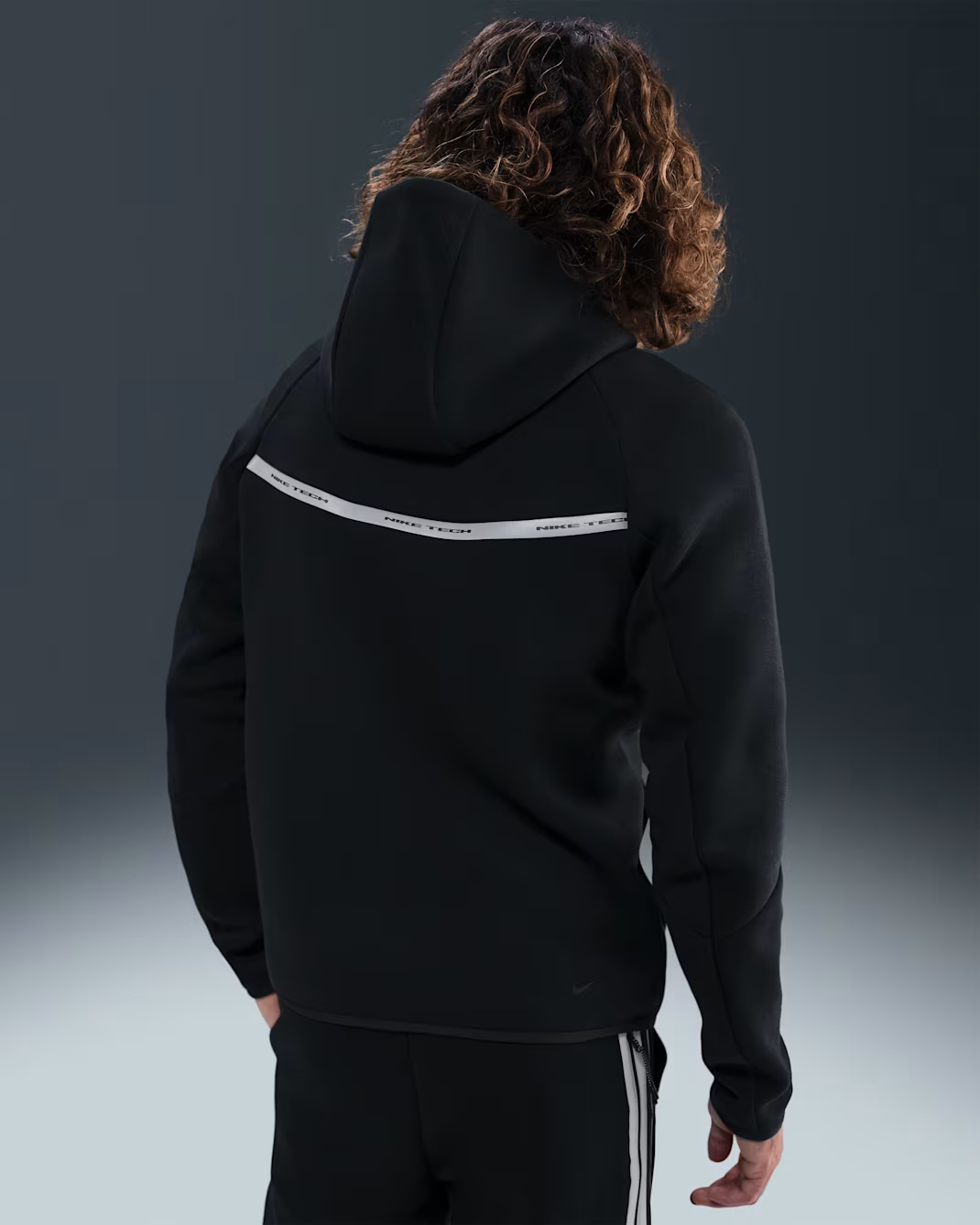 Nike Tech Tracksuit Windrunner - IM6537IM6540-010