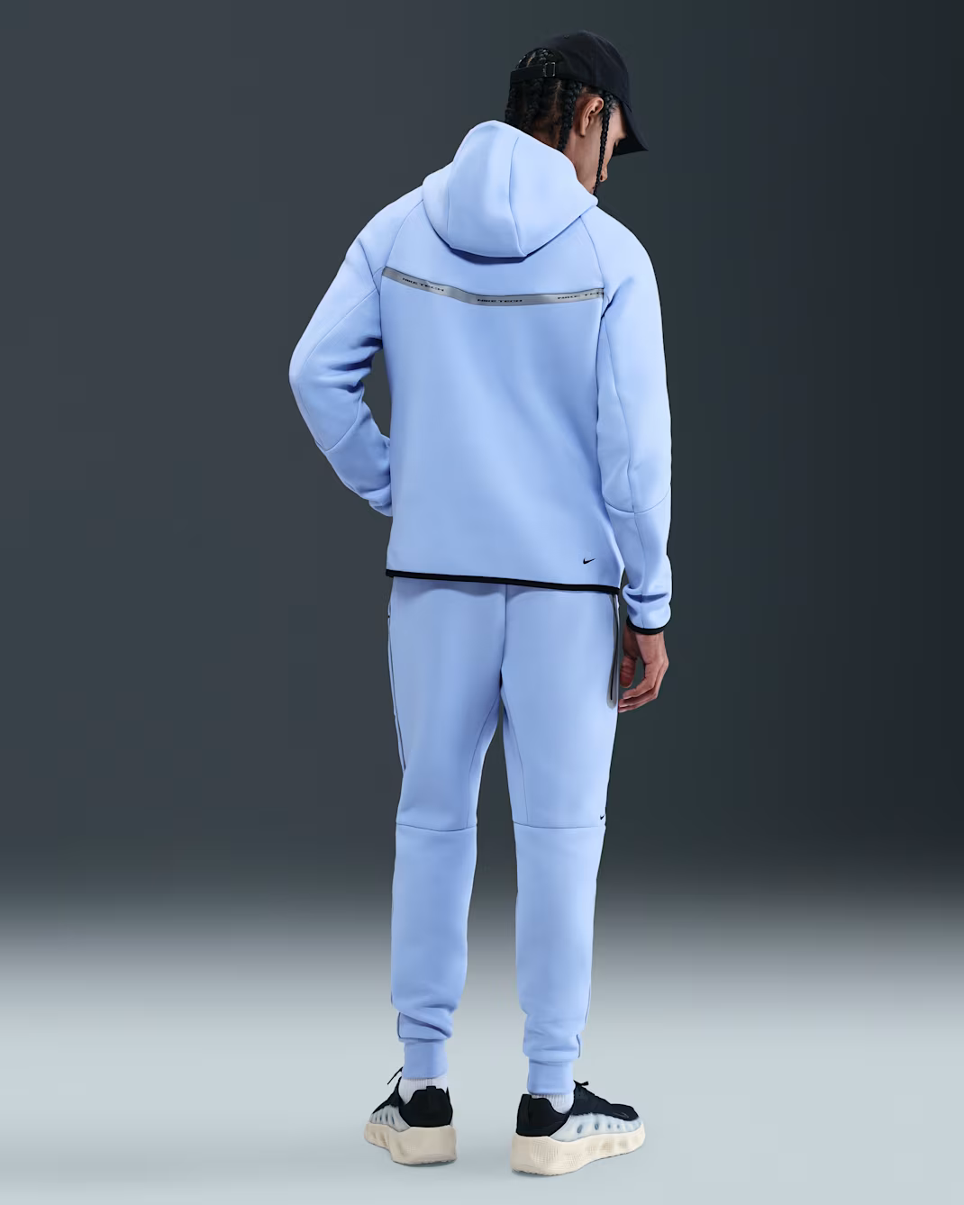 Nike Tech Tracksuit Windrunner - IM6537IM6540-468