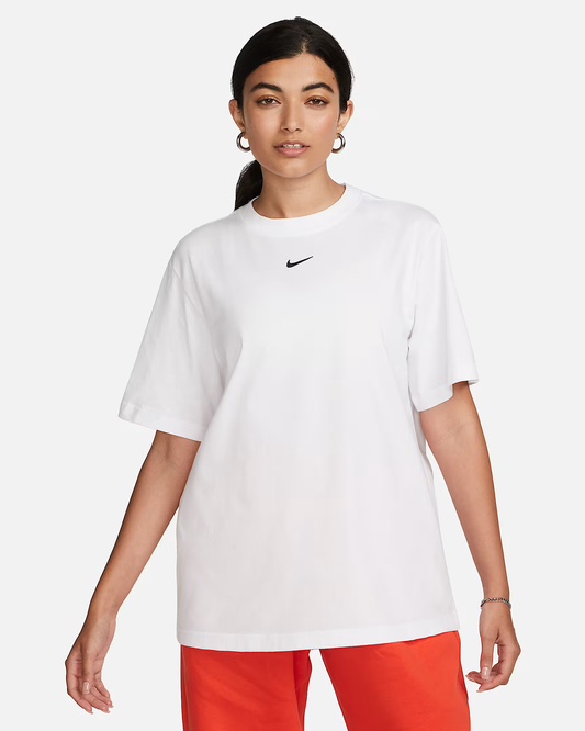 Nike Sportswear Essential T-shirt - FD4149-100