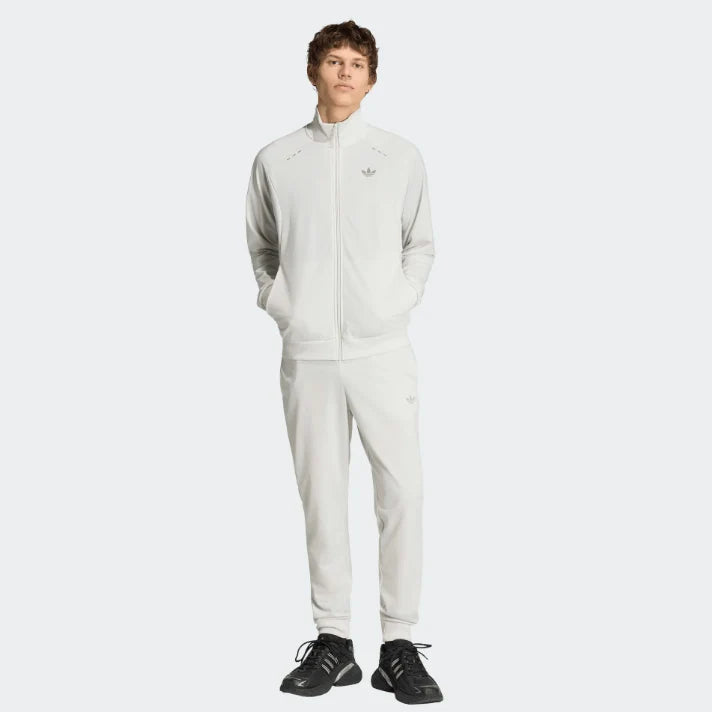 Adidas Tuta Tech Ess TS - KT2379