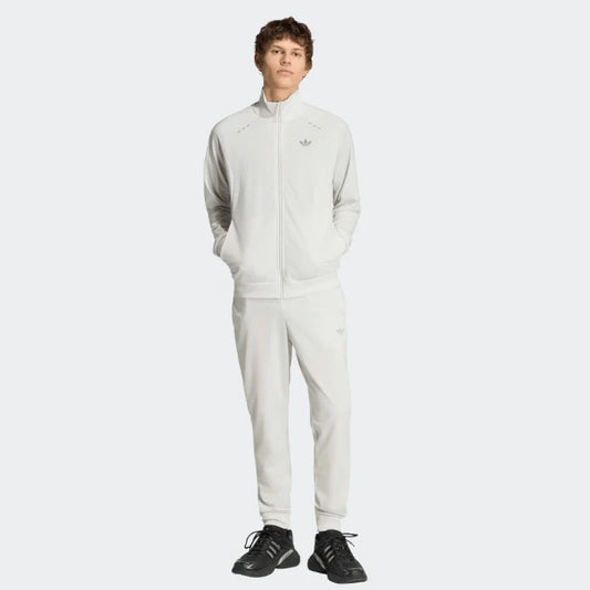 Adidas Tuta Tech Ess TS - KT2379
