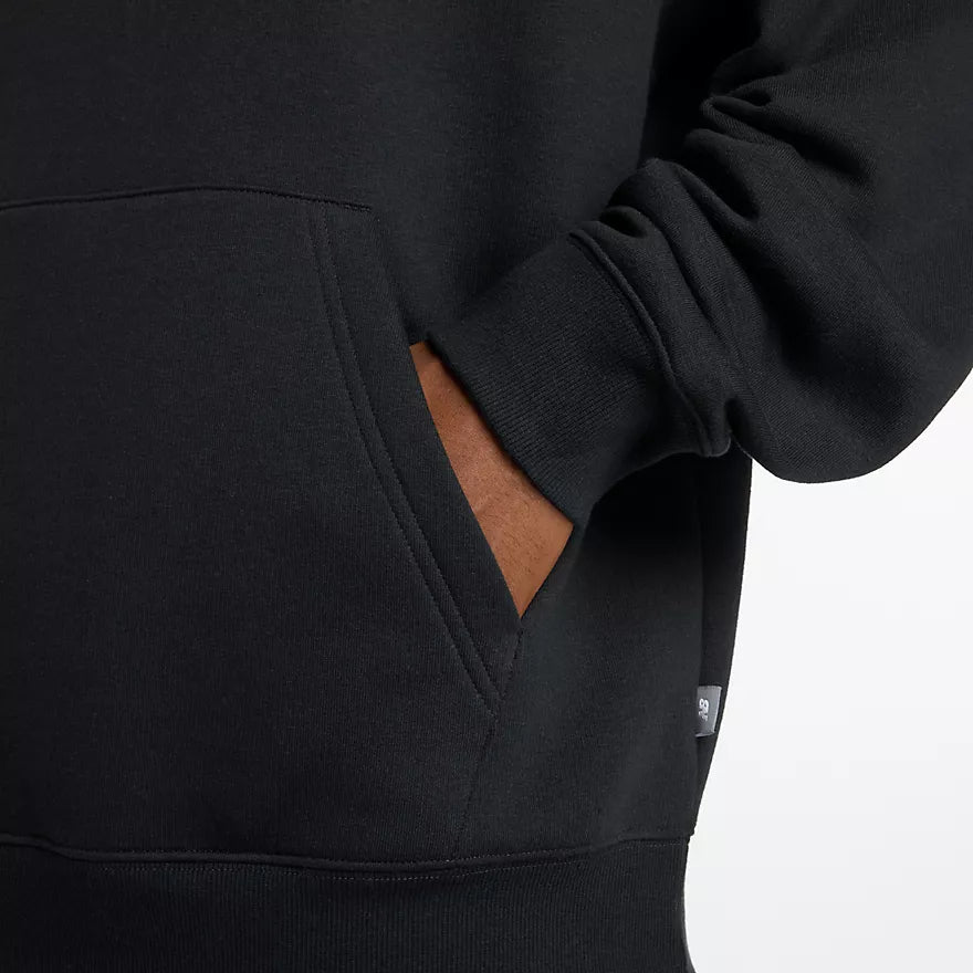 New Balance Linear Graphic Fleece Hoodie - MT53528BK