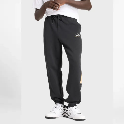 New Balance Clessic Fleece Jogger Pant - MP43522BK